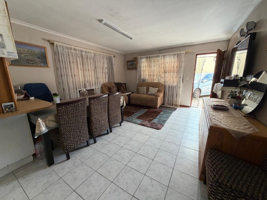 2 Bedroom Property for Sale in Hazendal Western Cape